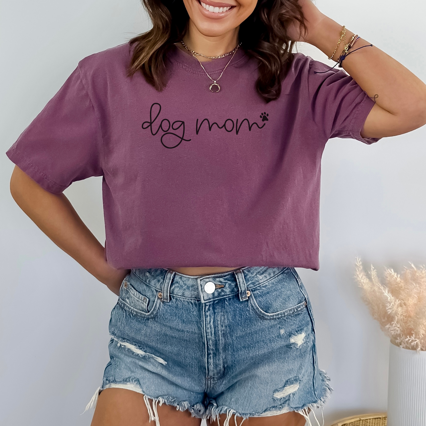 Dog Mom Tee