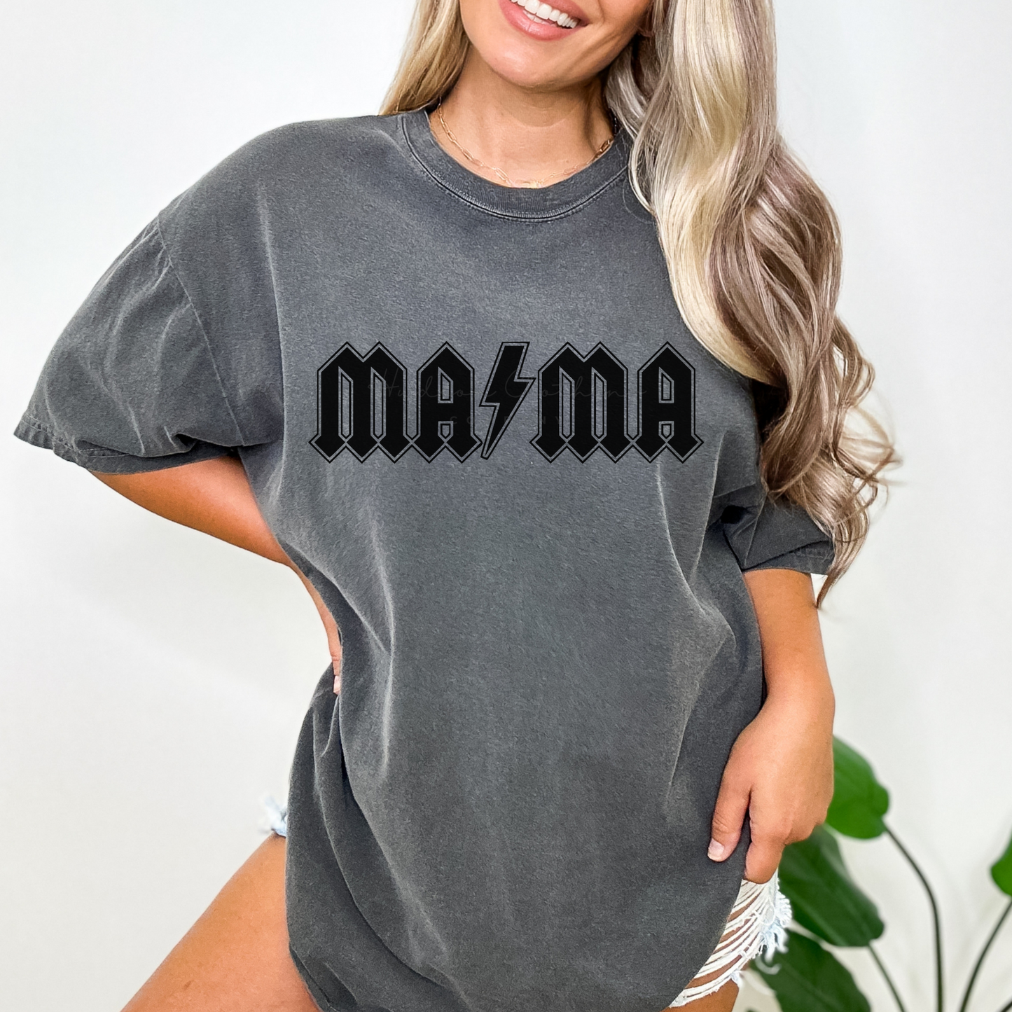 Simple Mama Tee